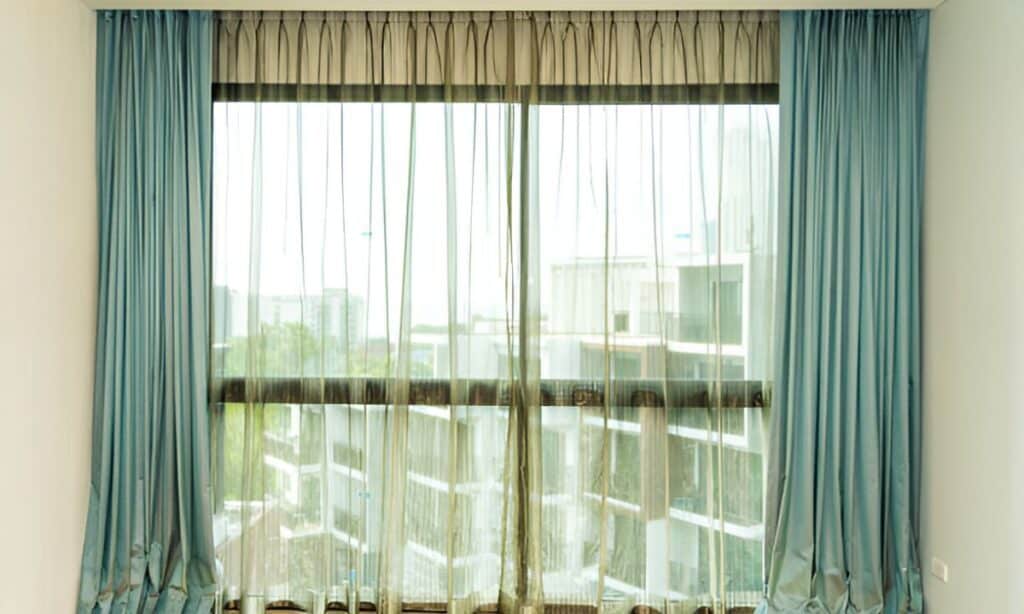 Best Curtain Fabrics for Dubai